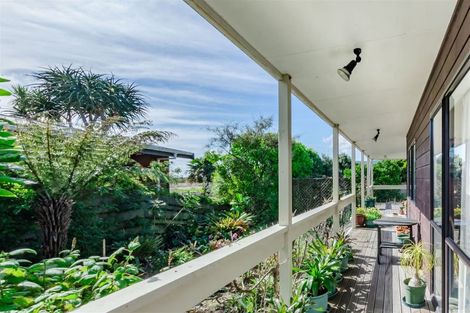 Photo of property in 4 Sandpiper Court, Paraparaumu Beach, Paraparaumu, 5032