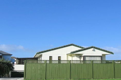 Photo of property in 38 Bodmin Terrace, Camborne, Porirua, 5026