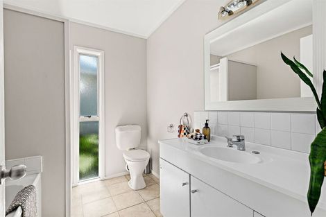 Photo of property in 22 Coromandel Crescent, Mairangi Bay, Auckland, 0630