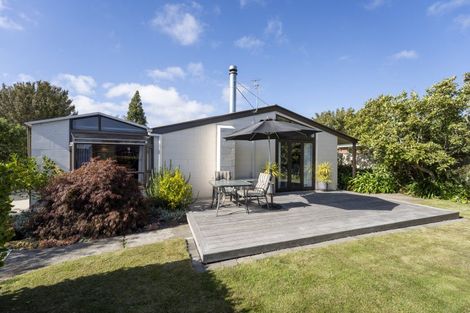 Photo of property in 32 Roberta Drive, Somerfield, Christchurch, 8024