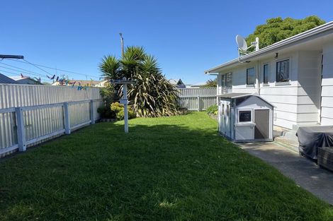 Photo of property in 14 Clement Place, Greenmeadows, Napier, 4112