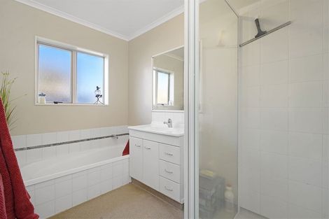 Photo of property in 183 Old Farm Road, Hamilton East, Hamilton, 3216