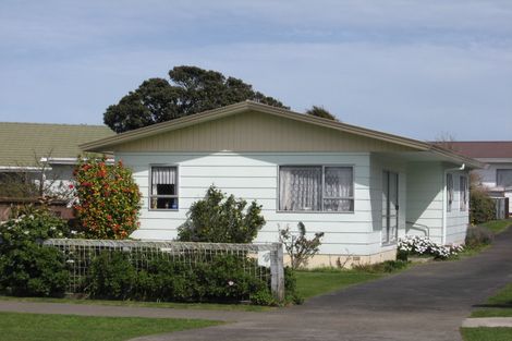 Photo of property in 113a Cornfoot Street, Castlecliff, Whanganui, 4501