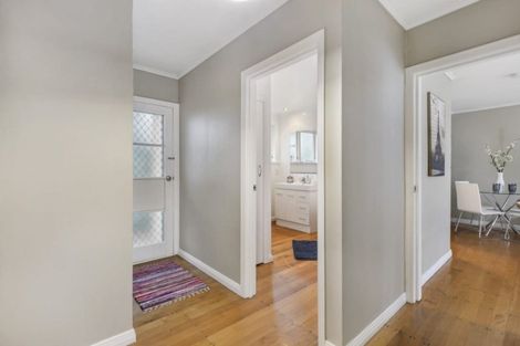 Photo of property in 2/14 Edison Place, Saint Heliers, Auckland, 1071