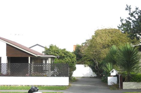 Photo of property in 91 Memorial Avenue, Ilam, Christchurch, 8053