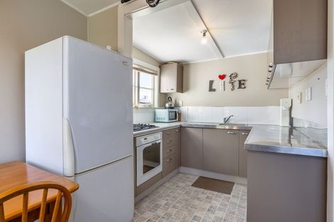 Photo of property in 104 Rangatira Drive, Mangakino, 3421