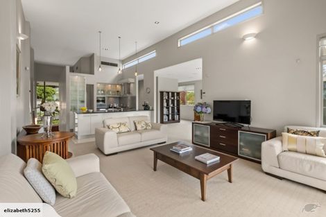 Photo of property in 138 Lake Crescent, Hamilton Lake, Hamilton, 3204