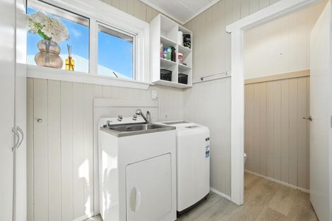 Photo of property in 2 Coronation Street, Spreydon, Christchurch, 8024