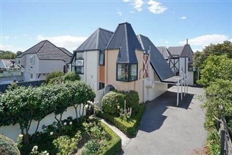 Photo of property in 76a Memorial Avenue, Ilam, Christchurch, 8053
