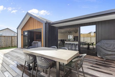 Photo of property in 49 Pinehurst Crescent, Morrinsville, 3300