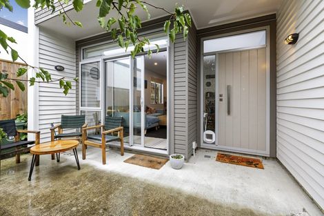 Photo of property in 8/59 The Parade, Island Bay, Wellington, 6023