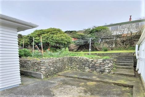 Photo of property in 8 Phillip Street, Johnsonville, Wellington, 6037