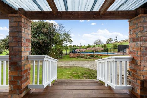 Photo of property in 908 Rangiatea Road, Otewa, Otorohanga, 3972