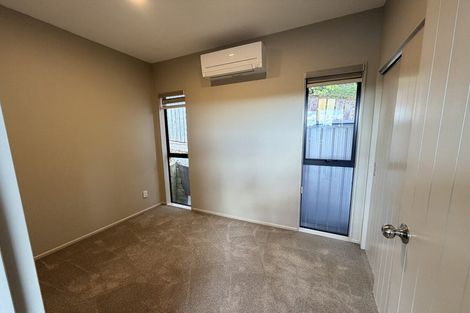 Photo of property in 2/24 Bonito Place, Bayview, Auckland, 0629