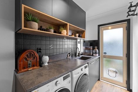 Photo of property in 42a Titoki Street, Palmerston North, 4414