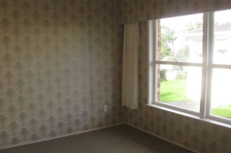 Photo of property in 1/203 Forrest Hill Road, Forrest Hill, Auckland, 0620