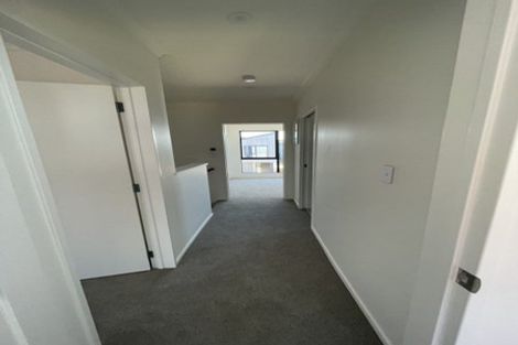 Photo of property in 30 Waipuhinui Way, Wiri, Auckland, 2104