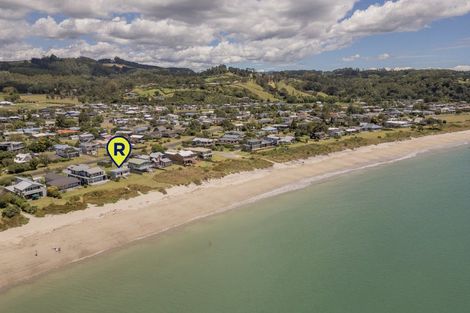 Photo of property in 91 Captain Cook Road, Cooks Beach, Whitianga, 3591