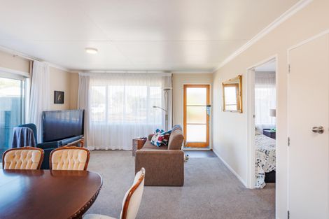 Photo of property in 1/297 Ruahine Street, Terrace End, Palmerston North, 4410