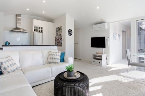 Photo of property in 204/27 Banks Avenue, Mount Maunganui, 3116