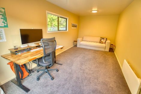 Photo of property in 3 Fernhill Place, Karoro, Greymouth, 7805