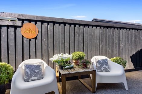 Photo of property in 53 Waipunahau Road, Waikanae, 5036