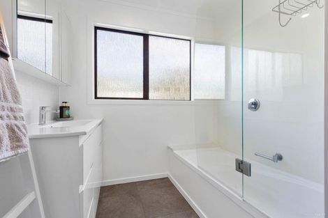 Photo of property in 2/46 Arawa Street, New Lynn, Auckland, 0600