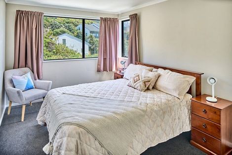 Photo of property in 23 View Road, Titahi Bay, Porirua, 5022