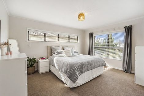 Photo of property in 63 Seacliffe Avenue, Belmont, Auckland, 0622