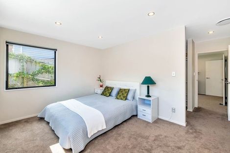 Photo of property in 14 Platinum Rise, Ranui, Auckland, 0612