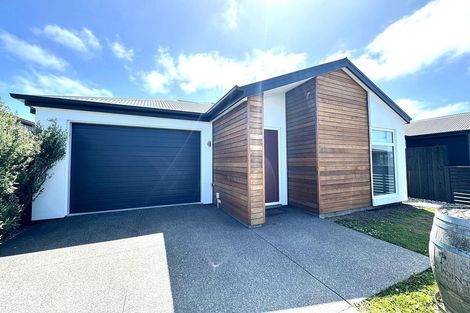 Photo of property in 33 Bellbird Lane, Marshland, Christchurch, 8083