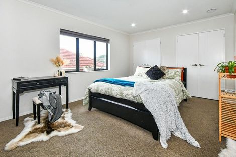 Photo of property in 76 Carruth Road, Papatoetoe, Auckland, 2025