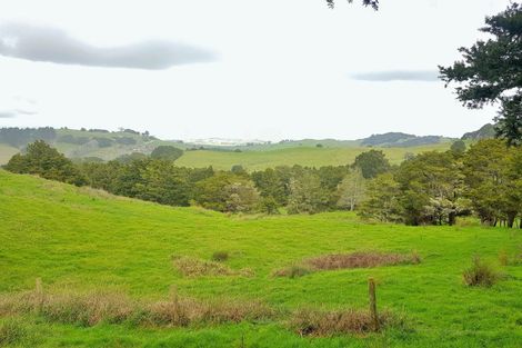 Photo of property in 504b Wairere Road, Maungaturoto, 0571