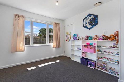 Photo of property in 1/303 Burwood Road, Burwood, Christchurch, 8083