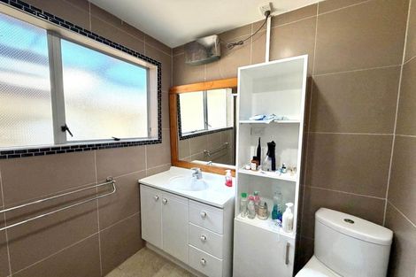 Photo of property in 23 Hyperion Drive, Randwick Park, Auckland, 2105