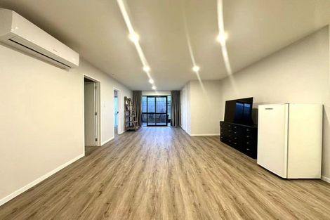 Photo of property in 15 Holiday Road, Stanmore Bay, Whangaparaoa, 0932