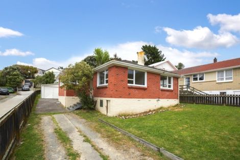 Photo of property in 19 Mahinawa Street, Takapuwahia, Porirua, 5022