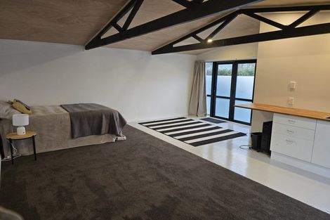 Photo of property in 11 Dellwood Avenue, Henderson, Auckland, 0612