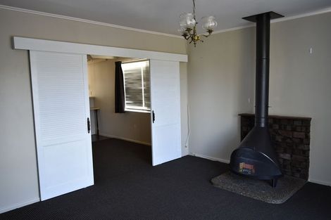 Photo of property in 99 Hendry Avenue, Hillsborough, Auckland, 1042