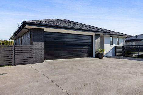 Photo of property in 27 Horoatua Street, Bell Block, New Plymouth, 4312