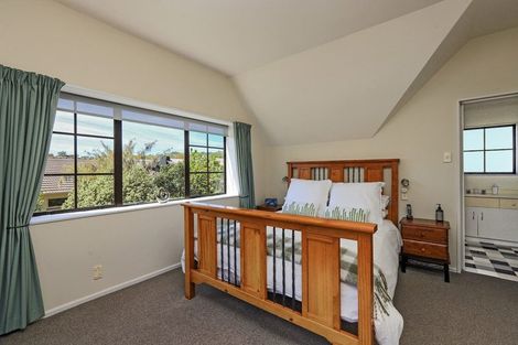 Photo of property in 57b Iona Road, Havelock North, 4130