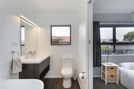 Photo of property in 184 Victoria Street West, Pukekohe, 2120