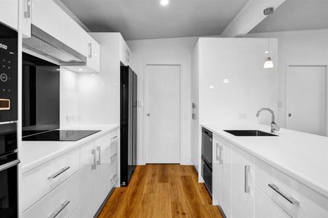 Photo of property in 70a Argyle Street, Hawera, 4610