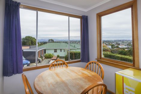 Photo of property in 21 Selwyn Street, South Hill, Oamaru, 9400