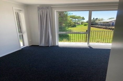 Photo of property in 8 Tangata Way, Omokoroa, 3114