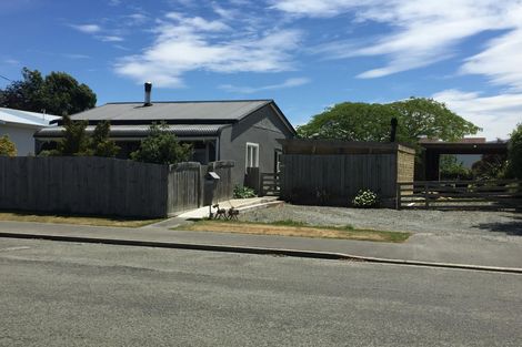 Photo of property in 4 Naylor Street, Waimate, 7924