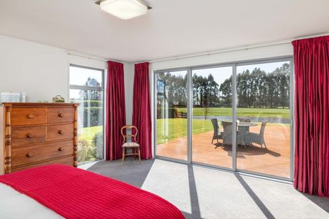 Photo of property in 52 Mapleham Drive, Pegasus, 7612