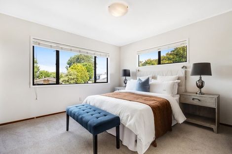 Photo of property in 19 Cornelian Crescent, Half Moon Bay, Auckland, 2012