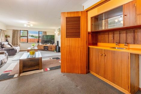 Photo of property in 27 Norwich Crescent, Tamatea, Napier, 4112