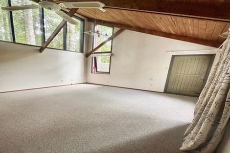 Photo of property in 52 Park Hill Road, Birkenhead, Auckland, 0626